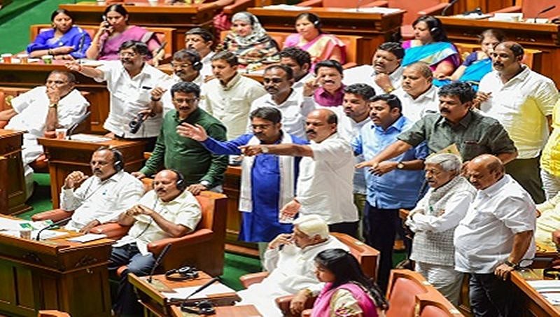 ಮುಗಿಯದ 'ವಿಶ್ವಾಸ': ಕೊನೆಯಾಗದ ರೆಸಾರ್ಟ್ ವಾಸ: ಶಾಸಕರಿಗೆ ನಿತ್ಯವೂ ವನವಾಸ!