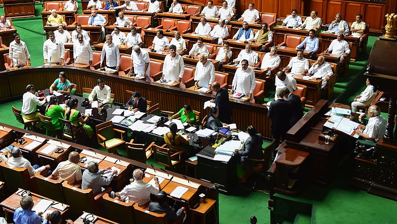 ಪ್ರತಿಪಕ್ಷದ ನಾಯಕ ಸ್ಥಾನಕ್ಕೆ ಕಾಂಗ್ರೆಸ್ ನಾಯಕರಲ್ಲಿ ಪೈಪೋಟಿ
