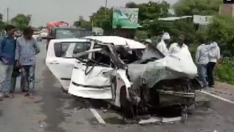 ಬಿಜೆಪಿ ಶಾಸಕ ಆರೋಪಿ ಉನ್ನಾವೋ ಗ್ಯಾಂಗ್ ರೇಪ್: ಅಪಘಾತದಲ್ಲಿ ಸಂತ್ರಸ್ತೆಗೆ ಗಂಭೀರ ಗಾಯ, ಸಾಕ್ಷಿ ಸಾವು!