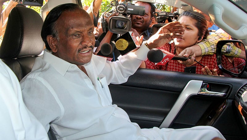 ಬಾಯಿಗೆ ಬಂದಂತೆ ಮಾತನಾಡುತ್ತಿರುವ ಸಿದ್ದರಾಮಯ್ಯಗೆ ಬೆಂಗಳೂರಿಗೆ ಬಂದು ಉತ್ತರ ನೀಡುತ್ತೇನೆ: ಎಂಟಿಬಿ ನಾಗರಾಜ್
