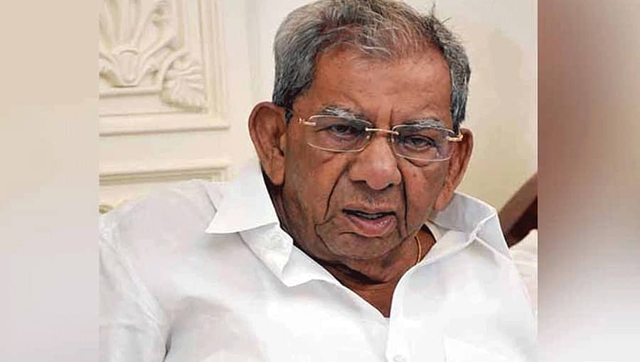 ಸಿದ್ದರಾಮಯ್ಯ ಲಿಂಗಾಯತರೇನ್ರಿ? ಮಾಜಿ ಸಿಎಂ ವಿರುದ್ಧ ಸಿಡಿದೆದ್ದ ಶಾಮನೂರು ಶಿವಶಂಕರಪ್ಪ