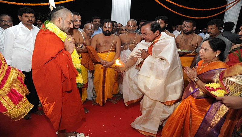 ಬೃಹತ್ ಯಜ್ಞ ನಡೆಸಲು ಮುಂದಾದ ತೆಲಂಗಾಣ ಸಿಎಂ ಕೆಸಿಆರ್; ಎಲ್ಲಾ ಮುಖ್ಯಮಂತ್ರಿಗಳಿಗೂ ಆಹ್ವಾನ