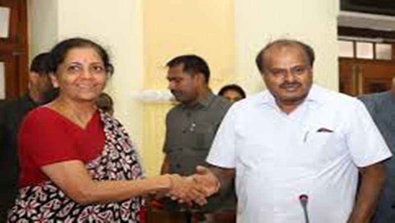 ಪ್ರಾದೇಶಿಕ ಭಾಷೆಗಳಲ್ಲಿ ಬ್ಯಾಂಕಿಂಗ್ ಪರೀಕ್ಷೆ: ನಿರ್ಮಲಾ ಸೀತಾರಾಮನ್ ಗೆ ಧನ್ಯವಾದ ಎಂದ ಕುಮಾರಸ್ವಾಮಿ
