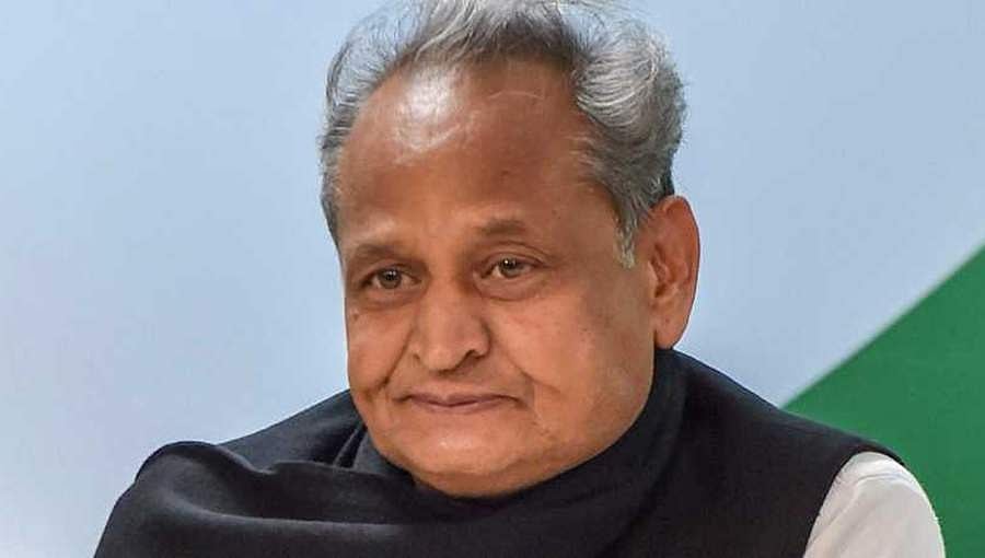 ನಾನು ಕಾಂಗ್ರೆಸ್ ಅಧ್ಯಕ್ಷ ಹುದ್ದೆಯ ರೇಸ್ ನಲ್ಲಿ ಇಲ್ಲ: ಸಿಡಬ್ಲ್ಯುಸಿ ಸಭೆ ಬಳಿಕ ಗೆಹ್ಲೋಟ್