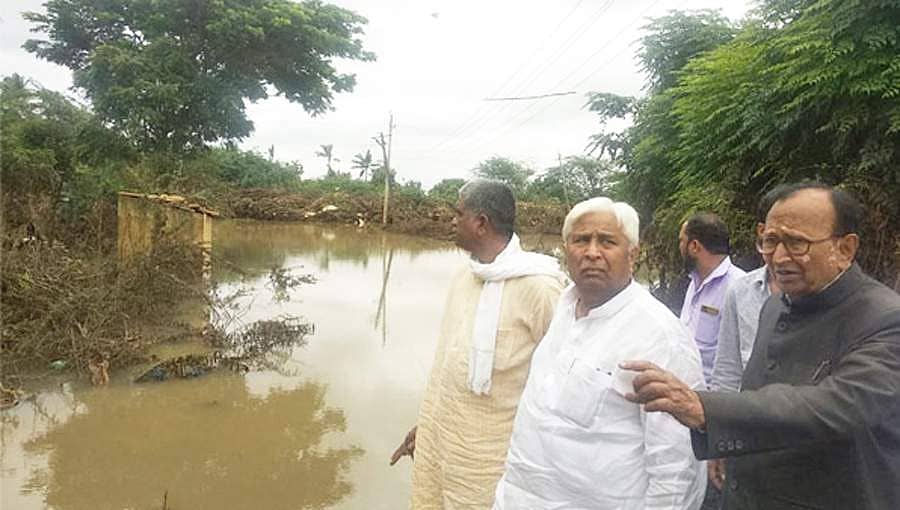 ಹತ್ತು ದಿನಗಳಲ್ಲಿ 13 ಜಲಾಶಯಗಳಿಂದ ಹರಿದ 1200 ಟಿಎಂಸಿ ನೀರು : ಎಚ್ ಕೆ ಪಾಟೀಲ್ ಸಮಿತಿ ವರದಿ