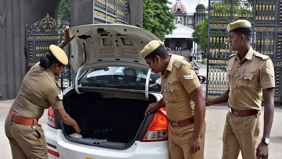 ತಮಿಳುನಾಡಿನಲ್ಲಿ ಎನ್ ಐಎ ದಾಳಿ: ಲ್ಯಾಪ್ ಟಾಪ್, ಪೆನ್ ಡ್ರೈವ್ ಗಳು ವಶ