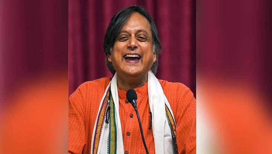 ಮೋದಿ ಹೊಗಳಿಕೆ: ಶಶಿ ತರೂರ್ ಸಮರ್ಥನೆಯನ್ನು ಒಪ್ಪಿದ ಕಾಂಗ್ರೆಸ್, ಯಾವುದೇ ಕ್ರಮ ಇಲ್ಲ! 