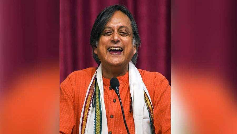 ಮೋದಿ ಹೊಗಳಿಕೆ: ಶಶಿ ತರೂರ್ ಸಮರ್ಥನೆಯನ್ನು ಒಪ್ಪಿದ ಕಾಂಗ್ರೆಸ್, ಯಾವುದೇ ಕ್ರಮ ಇಲ್ಲ! 
