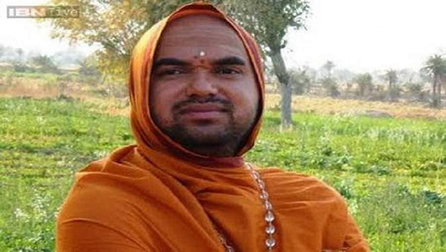 ರಾಘವೇಶ್ವರ ಭಾರತಿ ಪ್ರಕರಣ: ವಿಚಾರಣೆಯಿಂದ ಹಿಂದೆ ಸರಿದ ಹೈಕೋರ್ಟ್ ನ್ಯಾಯಮೂರ್ತಿ