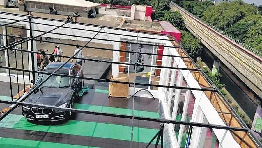 ಇಶಾನ್ 'ರೆಮೋ'ಗಾಗಿ ಕೋಟಿ ವೆಚ್ಚದಲ್ಲಿ ತಯಾರಾಗ್ತಿದೆ ಐಷಾರಾಮಿ ಕಛೇರಿ