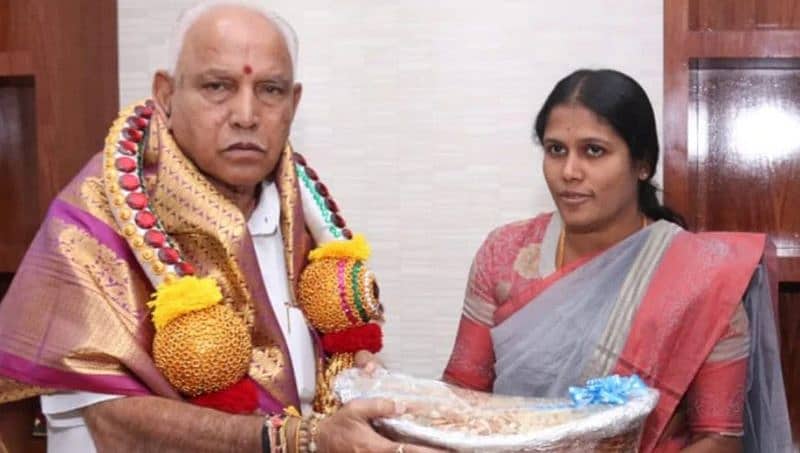 ಮೇಯರ್ ಗಂಗಾಂಬಿಕೆಗೆ ಬಿತ್ತು ದಂಡ!