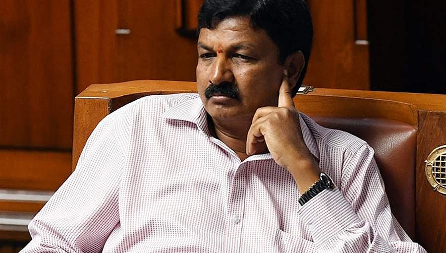 ಐಟಿ-ಇಡಿ ತನಿಖೆಯಿಂದ ತಪ್ಪಿಸಿಕೊಳ್ಳಲು ರಮೇಶ್ ಜಾರಕಿಹೊಳಿಯಿಂದ ಸಮ್ಮಿಶ್ರ ಸರ್ಕಾರ ಪತನ!