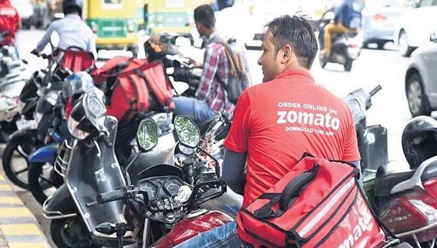ವೇತನಕ್ಕೆ ಕತ್ತರಿ ಹಾಕಿದ ಜೊಮ್ಯಾಟೋ: ಕಂಪನಿ ವಿರುದ್ಧ ತಿರುಗಿಬಿದ್ದ ಡೆಲಿವರಿ ಬಾಯ್ಸ್