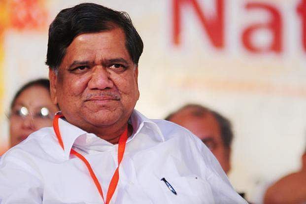 ನೆರೆ, ಅತಿವೃಷ್ಟಿ ಸಂತ್ರಸ್ಥ ರೈತರ ಸಾಲಮನ್ನಾ ಬಗ್ಗೆ ಸರ್ಕಾರ ಪರಿಶೀಲನೆ: ಸಚಿವ ಜಗದೀಶ್ ಶೆಟ್ಟರ್