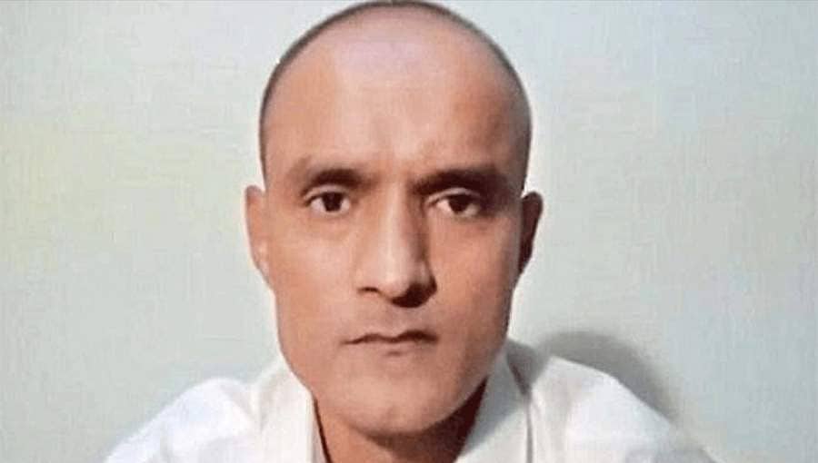 ಆರೋಪ ಒಪ್ಪಿಕೊಳ್ಳುವಂತೆ ಕುಲಭೂಷಣ್ ಜಾಧವ್‌ಗೆ ಪಾಕ್‌ನಿಂದ ಒತ್ತಡ: ಭೇಟಿ ಬಳಿಕ ಭಾರತ ಆಕ್ರೋಶ