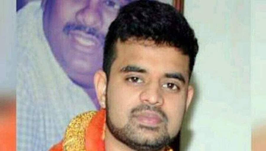 ಪ್ರಜ್ವಲ್ ರೇವಣ್ಣ ಆಸ್ತಿ ವಿವಾದ: ಆಕ್ಷೇಪಣೆಗೆ 2 ವಾರ ಕಾಲಾವಕಾಶ ನೀಡಿದ ಕೋರ್ಟ್