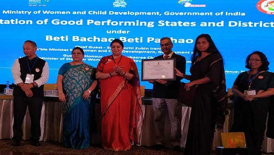 ಬೇಟಿ ಬಚಾವೊ-ಬೇಟಿ ಪಡಾವೊ': ಉತ್ತಮ ಸಾಧನೆ ತೋರಿದ ಗದಗಕ್ಕೆ ಪ್ರಶಸ್ತಿಯ ಗರಿ