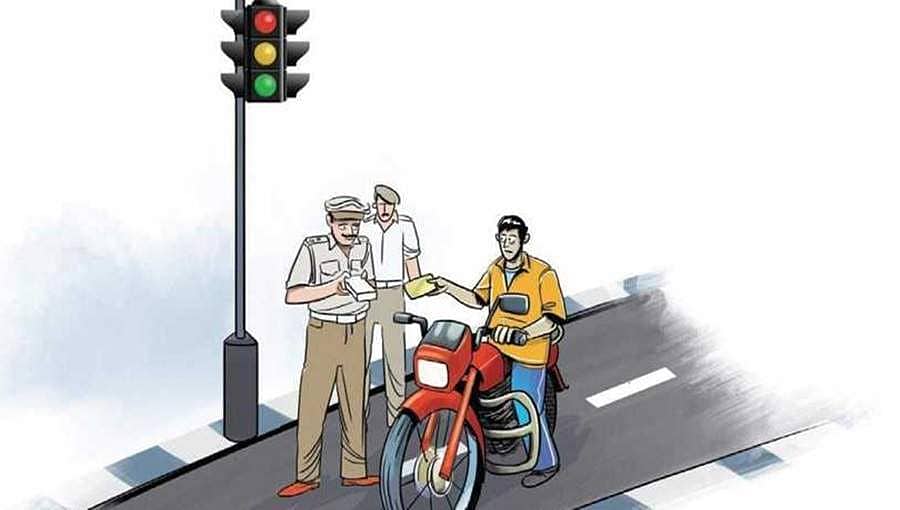 ಸಂಚಾರ ನಿಯಮ ಉಲ್ಲಂಘನೆ: ಒಂದೇ ದಿನ ರೂ.30 ಲಕ್ಷ ರೂ. ದಂಡ ವಸೂಲು!