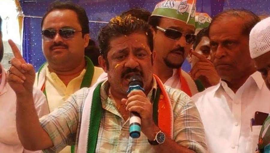 ಸೋಮಶೇಖರ್ ಮನೆ ಮುಂದೆ ಪ್ರತಿಭಟನೆ: ಜಮೀರ್ ಅಹಮದ್ ಪೊಲೀಸರ ವಶಕ್ಕೆ