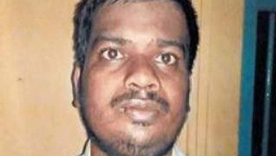 ಪರೀಕ್ಷೆಯಲ್ಲಿ ಫೇಲ್: ಬೇಸತ್ತು ಇತರೆ ವಿದ್ಯಾರ್ಥಿಗಳ ಅಂಕಪಟ್ಟಿ, ಸ್ಕ್ಯಾನರ್ ಹೊತ್ತೊಯ್ದ ಭೂಪ!