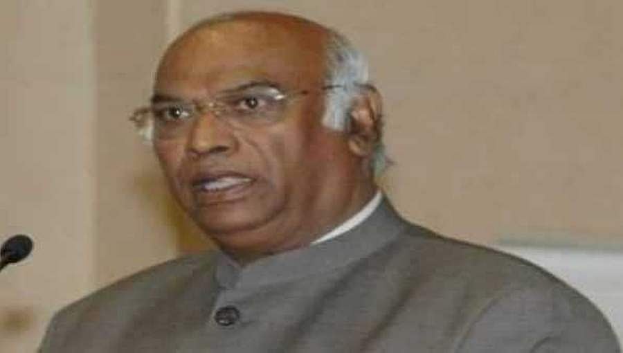 ಜನರ ಸಂಕಷ್ಟಕ್ಕೆ ಸ್ಪಂದಿಸದ ಅಮಿತ್ ಶಾ: ಖರ್ಗೆ ಟೀಕ