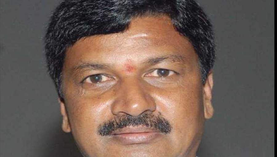 ಬಿಜೆಪಿಗೆ ನಿಷ್ಠೆ ,ಆದರೆ ಈಗಲೂ ಸಿದ್ದರಾಮಯ್ಯ ನನ್ನ ಮಾರ್ಗದರ್ಶಕರು- ರಮೇಶ್ ಜಾರಕಿಹೊಳಿ