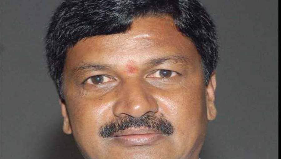 ಬಿಜೆಪಿಗೆ ನಿಷ್ಠೆ ,ಆದರೆ ಈಗಲೂ ಸಿದ್ದರಾಮಯ್ಯ ನನ್ನ ಮಾರ್ಗದರ್ಶಕರು- ರಮೇಶ್ ಜಾರಕಿಹೊಳಿ