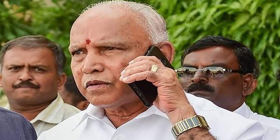 ಸಚಿವ ಸಂಪುಟ: ಹೈಕಮಾಂಡ್ ಜೊತೆ ಯಡಿಯೂರಪ್ಪ ಮಾತನಾಡಿದ್ದು ಕೆಲವೇ ನಿಮಿಷಗಳಷ್ಟೇ: ನಾಳೆ ಭೇಟಿ ಮಾಡಲು ಸೂಚನೆ 