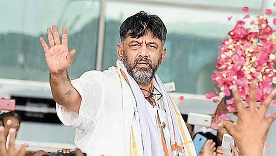 ರಾಮನಗರಕ್ಕೆ ನವ ಬೆಂಗಳೂರು ನಾಮಕರಣ ವಿಚಾರ: ಪೆನ್ನು ಪೇಪರು ಇದ್ದವರು ಬರೆದುಕೊಳ್ಳಲಿ ಎಂದು ಡಿಕೆಶಿ ಆಕ್ರೋಶ