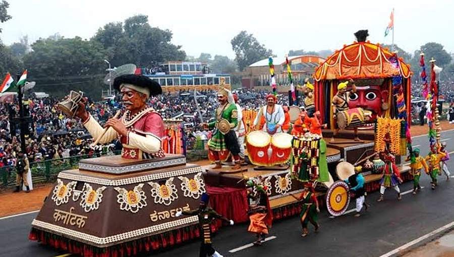 ಕರ್ನಾಟಕ ಸೇರಿ 12 ರಾಜ್ಯಗಳ ಸ್ತಬ್ಧಚಿತ್ರ ಆಯ್ಕೆ, ಬಂಗಾಳ, ಕೇರಳ, ಮಹಾಗೆ ಗೇಟ್ ಪಾಸ್!