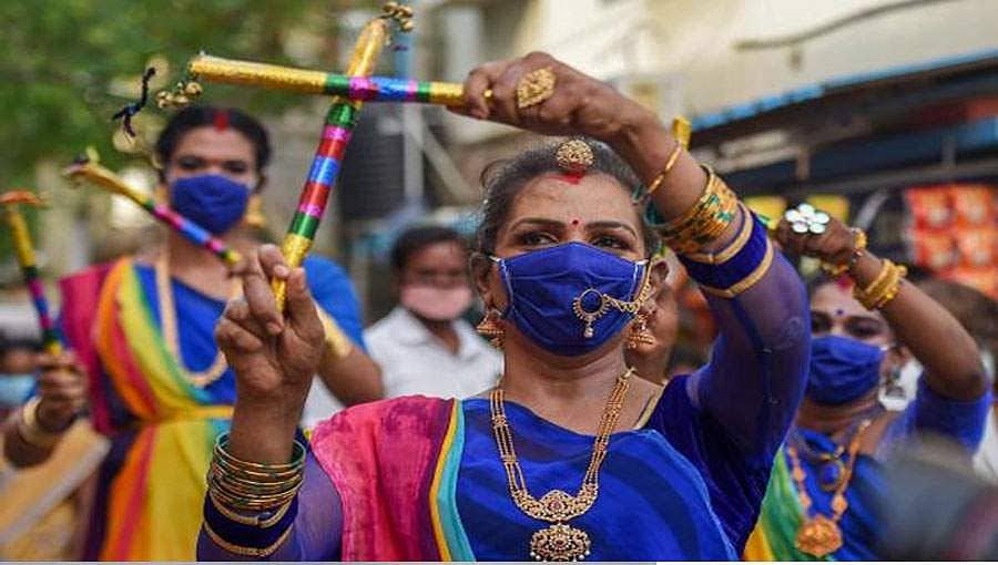 'ಯಾವ ಧರ್ಮ ಅಥವಾ ದೇವರು, ಜೀವ ಪಣಕ್ಕಿಟ್ಟು ಹಬ್ಬ ಆಚರಿಸಿ ಎಂದು ಹೇಳಿಲ್ಲ'
