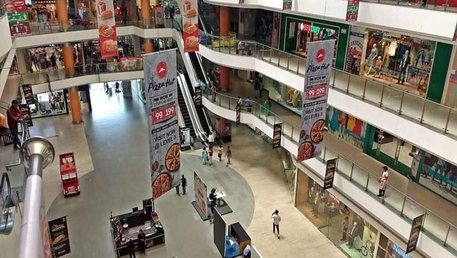 ಕೋವಿಡ್-19 ಸಾಂಕ್ರಾಮಿಕ: ದಸರಾ, ದೀಪಾವಳಿಗೆ ಅವಧಿಗೆ ಮುನ್ನವೇ ಶಾಪಿಂಗ್, ಗ್ರಾಹಕರ ಖರೀದಿ ಪಟ್ಟಿಯಲ್ಲಿ ಕಡಿತ