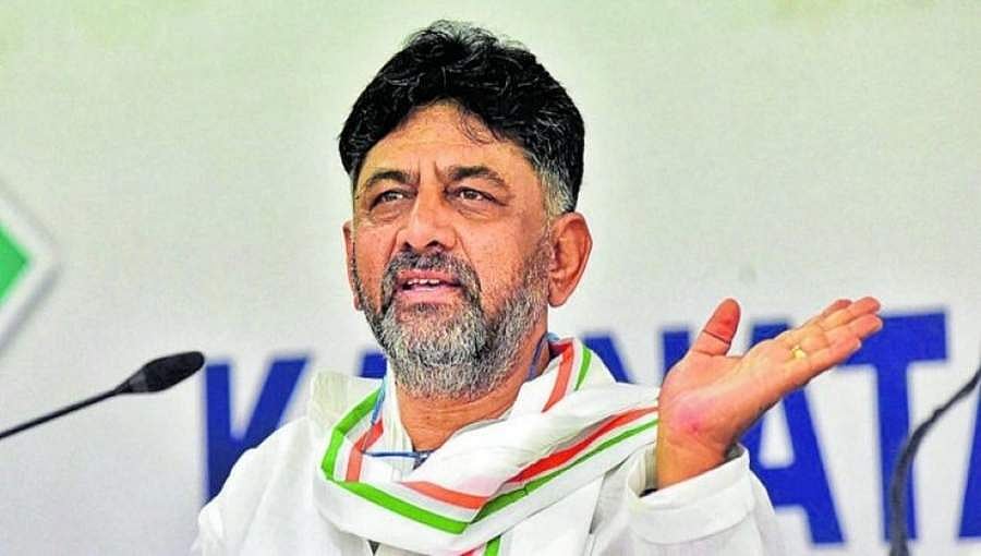 ಒಕ್ಕಲಿಗ ಸ್ವಾಮೀಜಿಗಳಿಂದ ಡಿಕೆ ಶಿವಕುಮಾರ್ ಭೇಟಿ: ಉಪ ಚುನಾವಣೆ ಫಲಿತಾಂಶದ ಮೇಲೆ ಪರಿಣಾಮ?