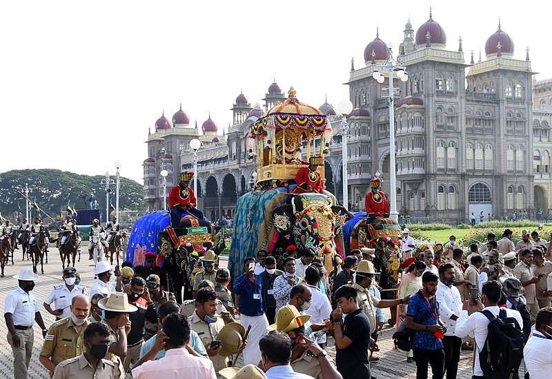 ಜಂಬೂ ಸವಾರಿ ಚಿತ್ರಗಳು