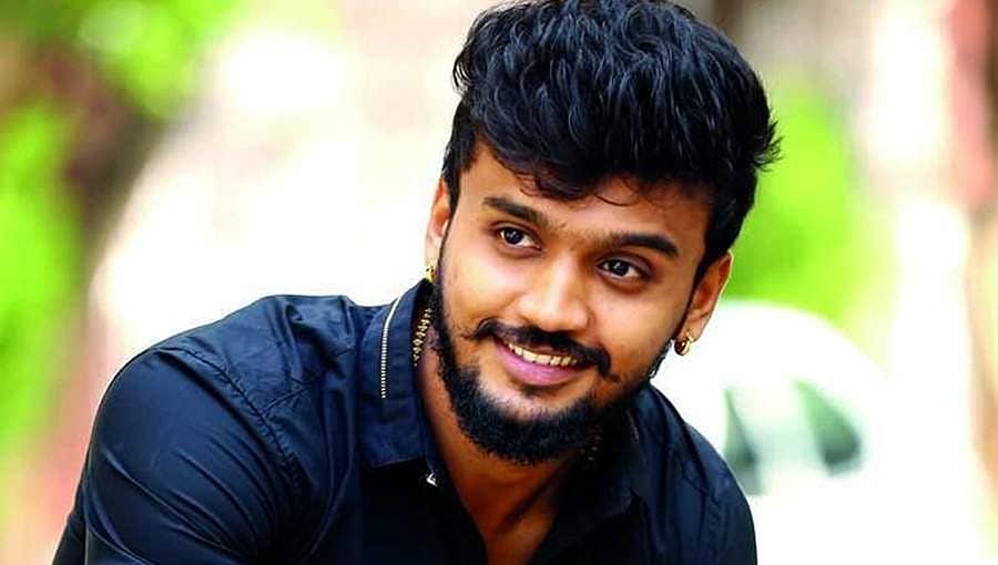 ಸಫಾರಿ ವಿವಾದ: ಕೇಸ್ ಬಳಿಕ ಫೋಟೋ, ವಿಡಿಯೋಗಳನ್ನು ಅರಣ್ಯಾಧಿಕಾರಿಗಳಿಗೆ ನೀಡಿದ ನಟ ಧನ್ವೀರ್