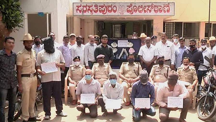 ಸುಪಾರಿ ನೀಡಿ ಸಂಸ್ಕೃತ ಪಾಠಶಾಲೆ ಪ್ರಾಂಶುಪಾಲ ಕೊಲೆ ಪ್ರಕರಣ: ಗಾಯಕಿ ಅನನ್ಯಾ ಭಟ್ ತಂದೆ ಬಂಧನ