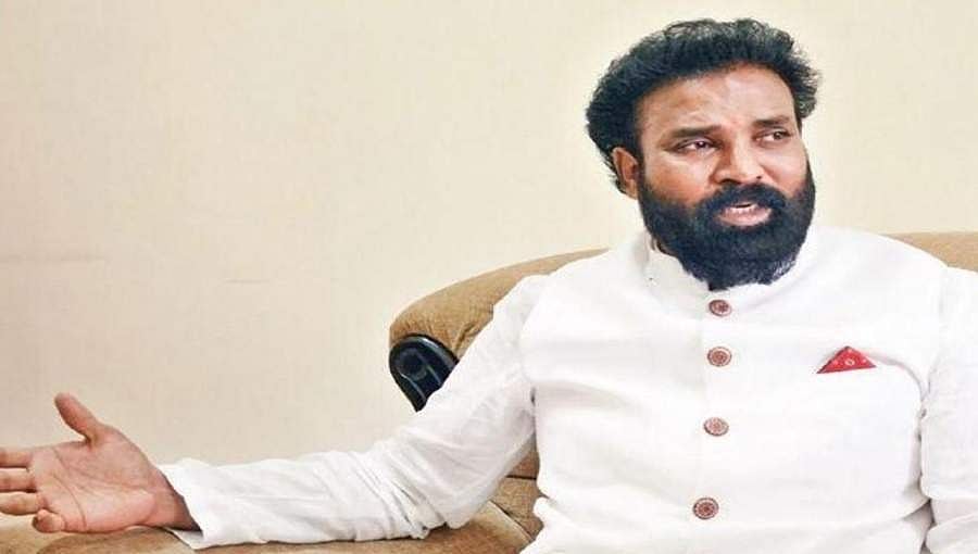 ಶಾಲೆ ಆರಂಭ ಕುರಿತು ಒಂದು ವಾರದಲ್ಲಿ ಆರೋಗ್ಯ ಇಲಾಖೆಯಿಂದ ಸರ್ಕಾರಕ್ಕೆ ವರದಿ: ಶ್ರೀರಾಮುಲು