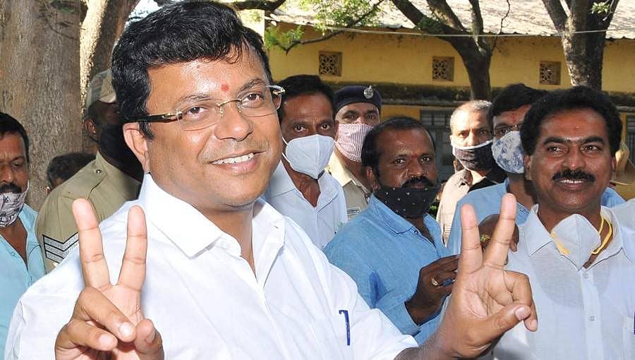 ಈ ಬಾರಿಯ ಚುನಾವಣೆಯಲ್ಲಿ ಕುಂಚಟಿಗ-ಒಕ್ಕಲಿಗ ನಿಷ್ಠಾವಂತ ಮತಗಳು ಬಿಜೆಪಿಗೆ!