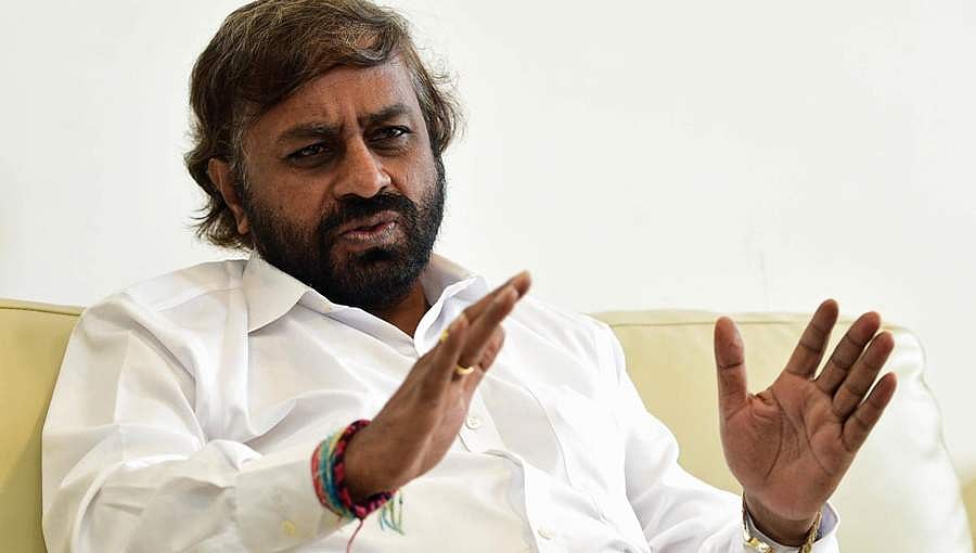 ಅನಗತ್ಯವಾಗಿ ರೂ.15,000 ಕೋಟಿ ವಿದ್ಯುತ್ ಖರೀದಿ: ಸರ್ಕಾರದ ವಿರುದ್ಧ ಖಂಡ್ರೆ ಆಕ್ರೋಶ