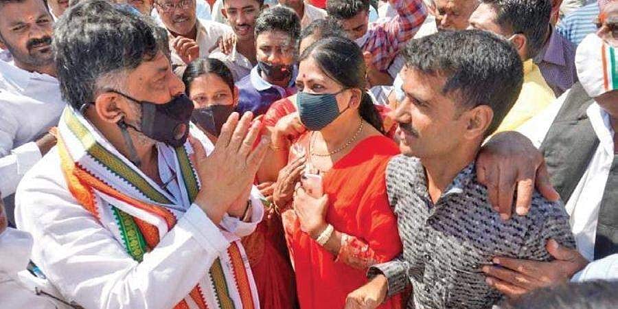 ಡೈನಾಮಿಕ್ ಲೀಡರ್ ಡಿಕೆ ಶಿವಕುಮಾರ್ ಬಂದ್ರೂ ಸುಧಾರಿಸಲಿಲ್ಲ ಕಾಂಗ್ರೆಸ್ ಸ್ಥಿತಿ! ಕೈ ಕಾರ್ಯಕರ್ತರ ಆಸೆಗೆ ತಣ್ಣೀರು?