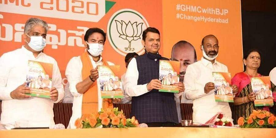 ಹೈದರಾಬಾದ್ ಮಹಾನಗರ ಪಾಲಿಕೆ ಚುನಾವಣೆಗೆ ಬಿಜೆಪಿ ಪ್ರಣಾಳಿಕೆ ಬಿಡುಗಡೆ, ಭರಪೂರ ಭರವಸೆ