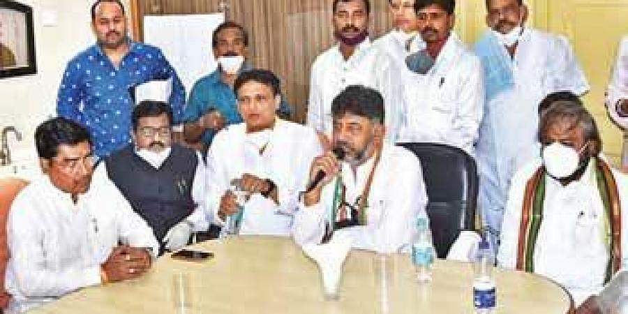 ಸಂತೋಷ್ ಆತ್ಮಹತ್ಯೆ ಯತ್ನಕ್ಕೆ 'ಪರ್ಸನಲ್ ವಿಡಿಯೋ' ಕಾರಣ: ಡಿ.ಕೆ. ಶಿವಕುಮಾರ್