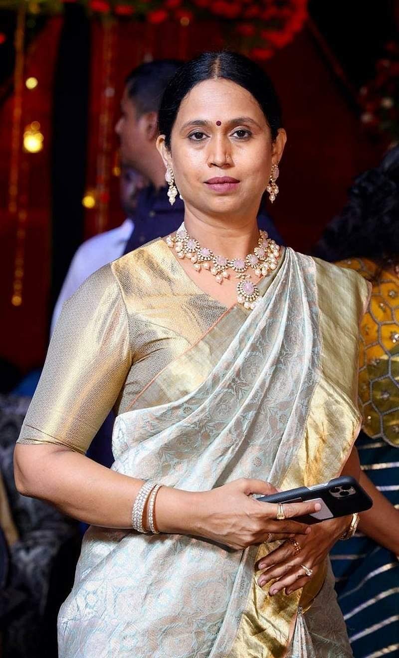 ಪುತ್ರನ ವಿವಾಹ ಸಂಭ್ರಮದಲ್ಲಿ ಶಾಸಕಿ ಲಕ್ಷ್ಮಿ ಹೆಬ್ಬಾಳ್ಕರ್