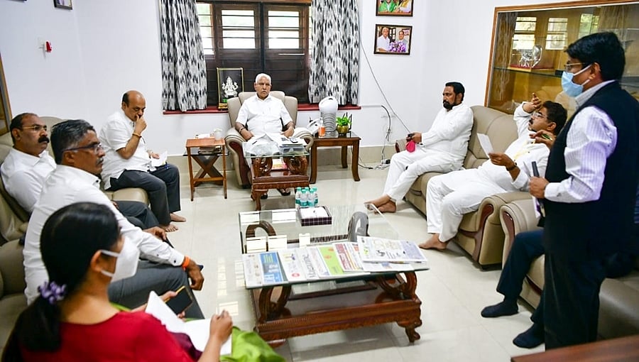 ಸಾರಿಗೆ ನೌಕರರ ಕೆಲ ಬೇಡಿಕೆ ಈಡೇರಿಕೆಗೆ ಮುಖ್ಯಮಂತ್ರಿ ಸಮ್ಮತಿ: ಕೊನೆಯ ಸುತ್ತಿನ ಮಾತುಕತೆ