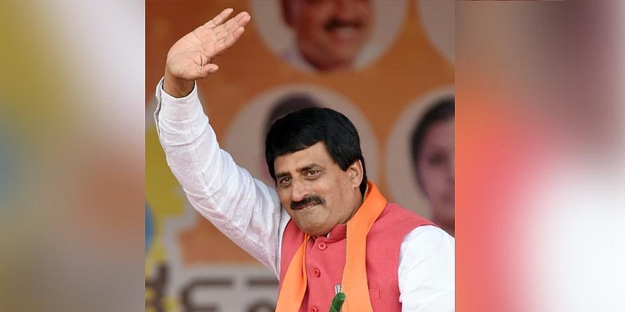 ಪದೇ ಪದೇ ವಿಚಾರಣೆ ಪ್ರಶ್ನಿಸಿದ್ದ ಸಿ.ಪಿ.ಯೋಗೇಶ್ವರ್'ಗೆ ಹೈಕೋರ್ಟ್ ದಂಡ