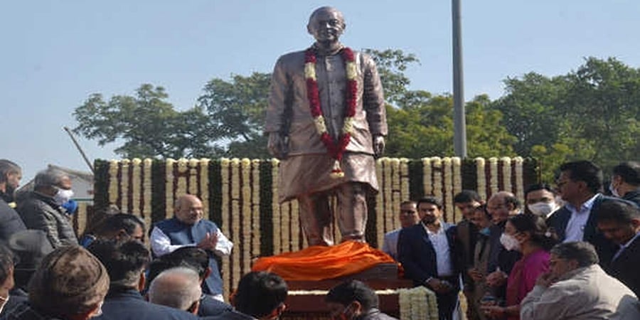 ದೆಹಲಿ ಪಿರೋಜ್ ಶಾ ಕೋಟ್ಲಾ ಮೈದಾನದಲ್ಲಿ ಅರುಣ್ ಜೇಟ್ಲಿ ಪ್ರತಿಮೆ ಅನಾವರಣಗೊಳಿಸಿದ ಅಮಿತ್ ಶಾ