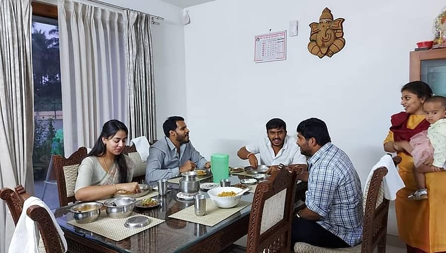 ಜಿ.ಟಿ. ದೇವೇಗೌಡ ಮನೆಗೆ ನಿಖಿಲ್ ದಂಪತಿ ಭೇಟಿ: ಮುರಿದ ಸಂಬಂಧಕ್ಕೆ ಜೆಡಿಎಸ್ ಯುವರಾಜನಿಂದ ಬೆಸುಗೆ?