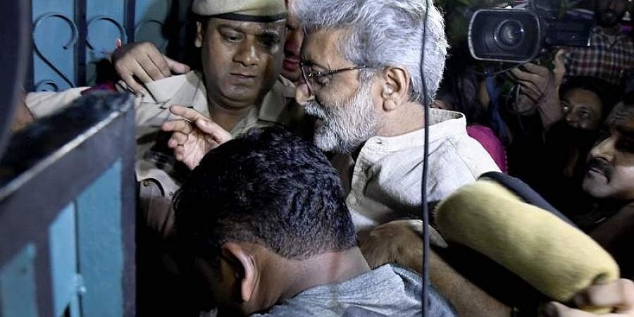 ಎಲ್ಗಾರ್ ಪರಿಷತ್ ಪ್ರಕರಣ: 24 ಗಂಟೆಯೊಳಗೆ ಗೌತಮ್ ನವ್ಲಾಖಾರನ್ನು ಗೃಹಬಂಧನದಲ್ಲಿರಿಸಿ: 'ಸುಪ್ರೀಂ' ಆದೇಶ