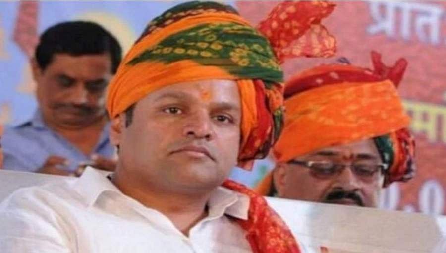 ರಾಜ್ಯ ಅಂಗಡಿ ಮಳಿಗೆಗಳ ನಾಮಫಲಕದಲ್ಲಿ ಕನ್ನಡಕ್ಕೆ ಆದ್ಯತೆ ನೀಡಿ; ಮೇಯರ್ ಗೌತಮ್ ಕುಮಾರ್