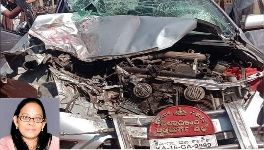 ಕಾರಿಗೆ ಸರ್ಕಾರಿ ಬಸ್ ಢಿಕ್ಕಿ: ಪ್ರಾಣಾಪಾಯದಿಂದ ಚಿತ್ರದುರ್ಗ ಡಿಸಿ ವಿನೋತ್ ಪ್ರಿಯಾ ಪಾರು